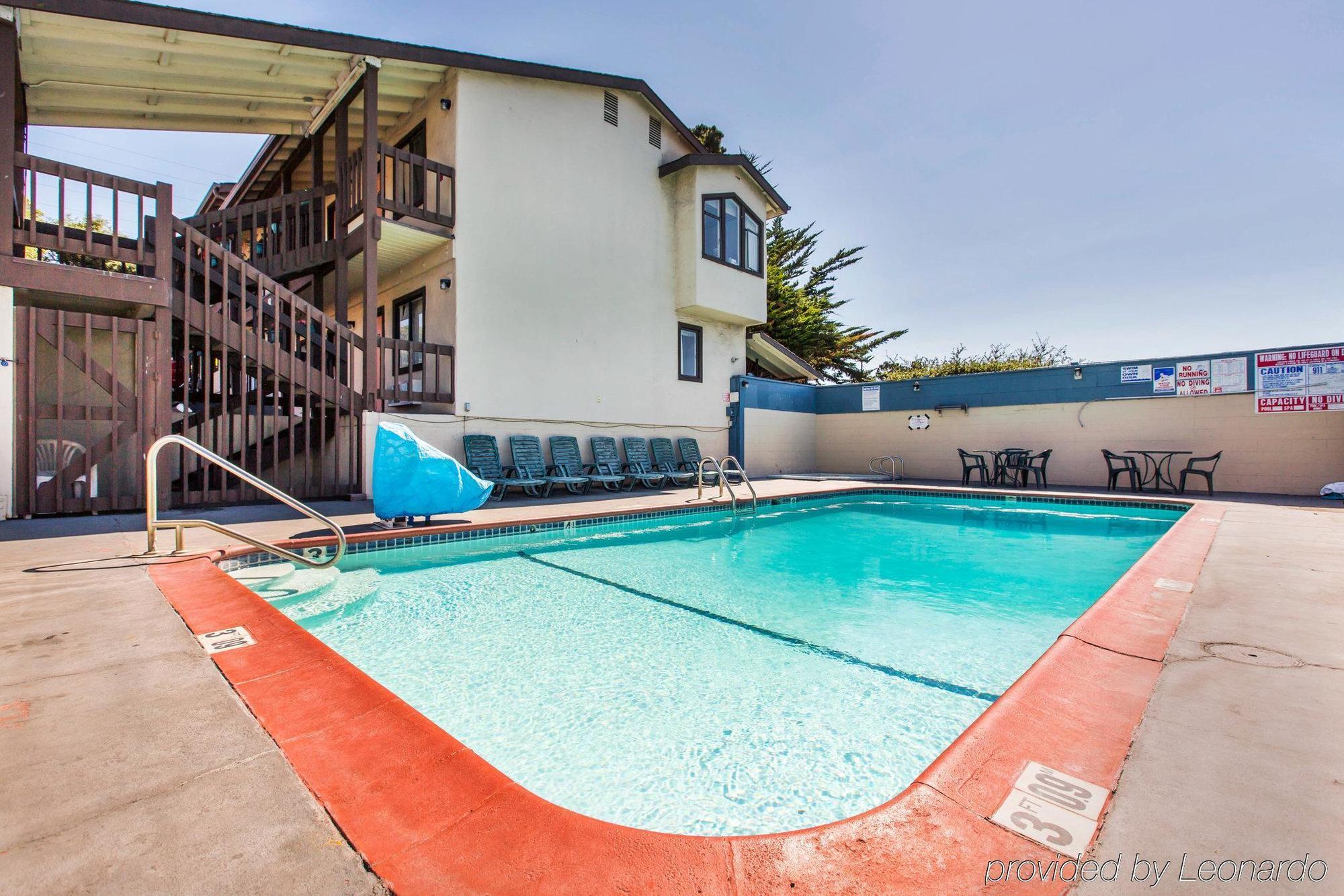 Monterey Fairgrounds Inn Esterno foto